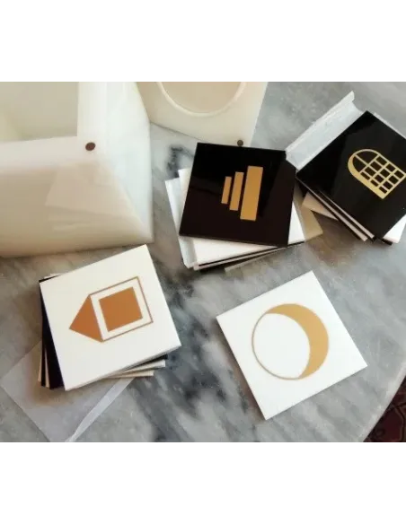 livres|esoterisme|Toysondor|Pierre cubique à pointe|95,00&nbsp;€|Décors symboliques